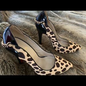 Leopard print with Chain CL’s Euro size 41
